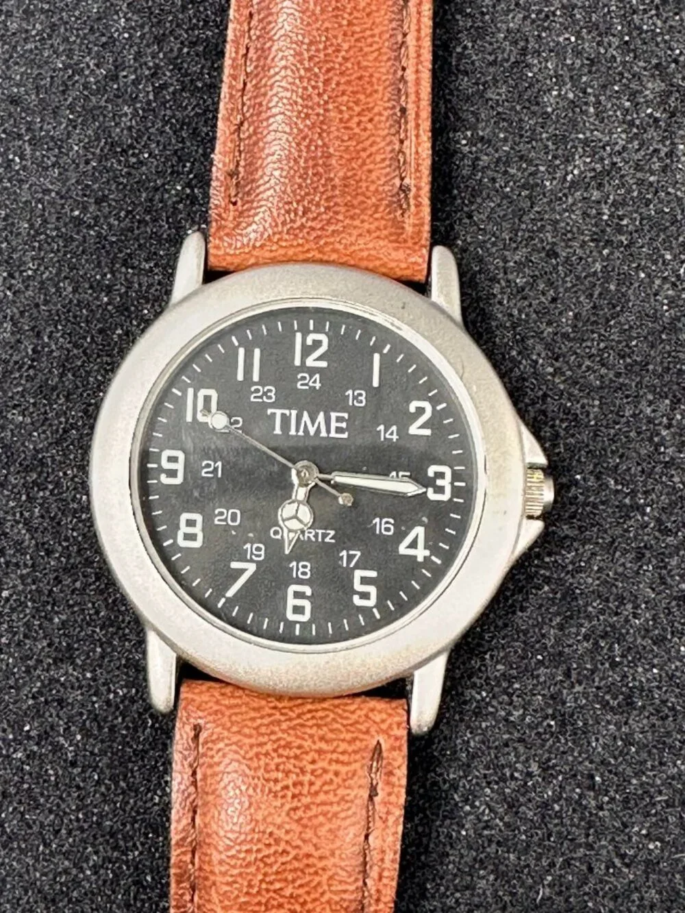 Time Watch Men Silver Tone Black Dial Brown Leather Band New Battery 9